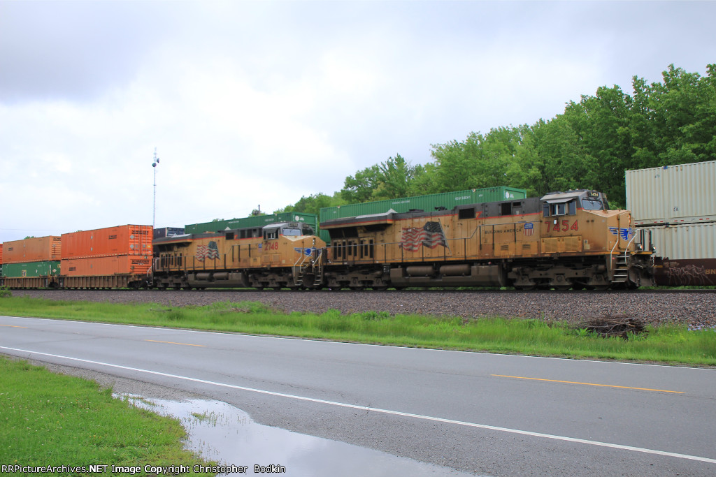 UP 7454